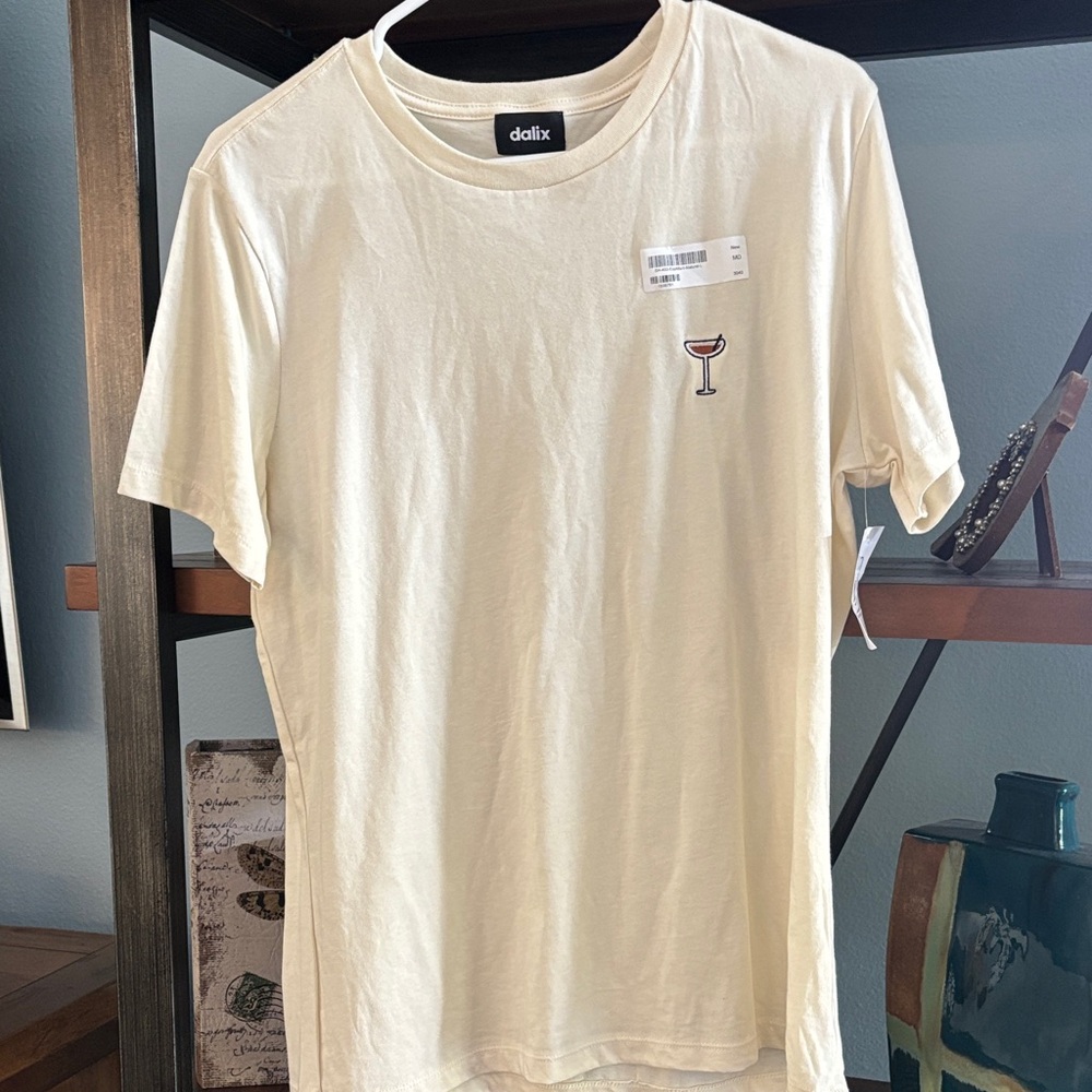 Cream  women's  T-Shirt nwt martini style large